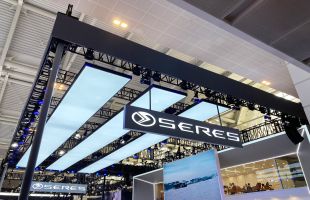 赛力斯港股IPO,估值水平于已有盈利的新能源车企中属于偏高