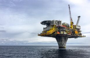 中海油 (00883.HK) 桶油成本具竞争优势，伺机跟进