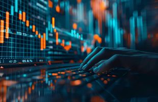 圣唐控股(08305.HK)盈警，预计年度综合亏损不少于约1900万港元